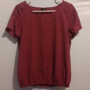 a.n.a. Dark Pink blouse looks like a size S